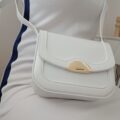 Vanilla White Mini Omuz Çantası – Altın Tokalı